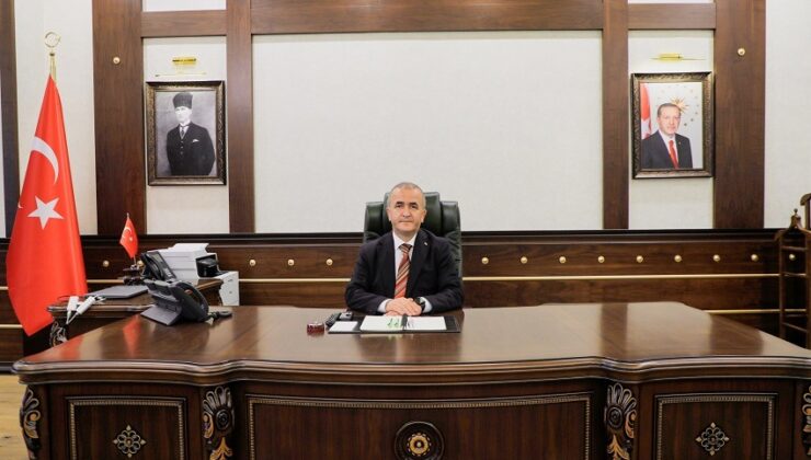 Vali Hatipoğlu Sözünü Tuttu, Gençler Sıra Sizde! “Okumak Sizden, İkram Bizden” Kampanyası Başladı