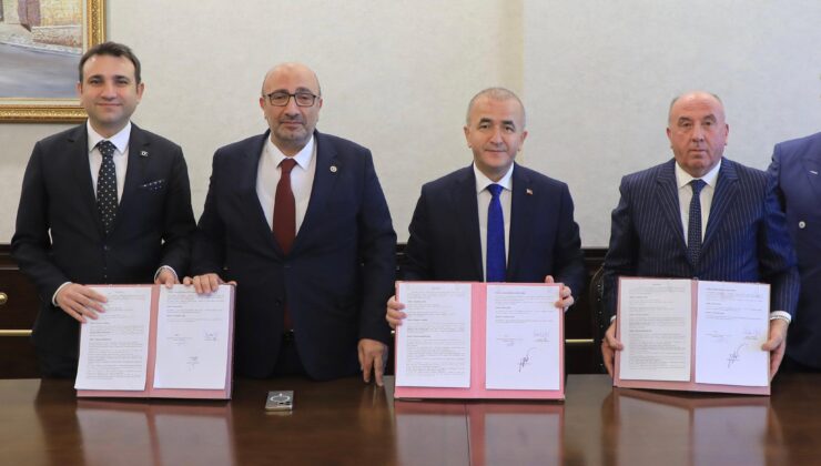 İmzalar Atıldı! Palu’ya Yeni Ortaokul Kazandırılıyor