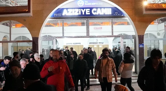 Elazığ Belediyesi’nden kandil simidi ikramı