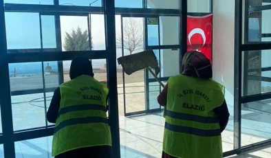 Elazığ İl Özel İdaresi’nden Fethi Sekin Külliyesi’nde çevre düzenlemesi