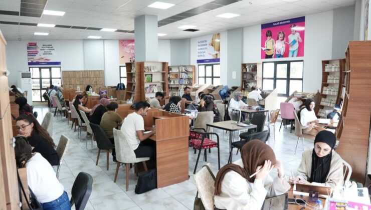 Elazığ’da Kütüphane Seferberliği: 35 Bin Öğrenci Geleceğine Odaklandı